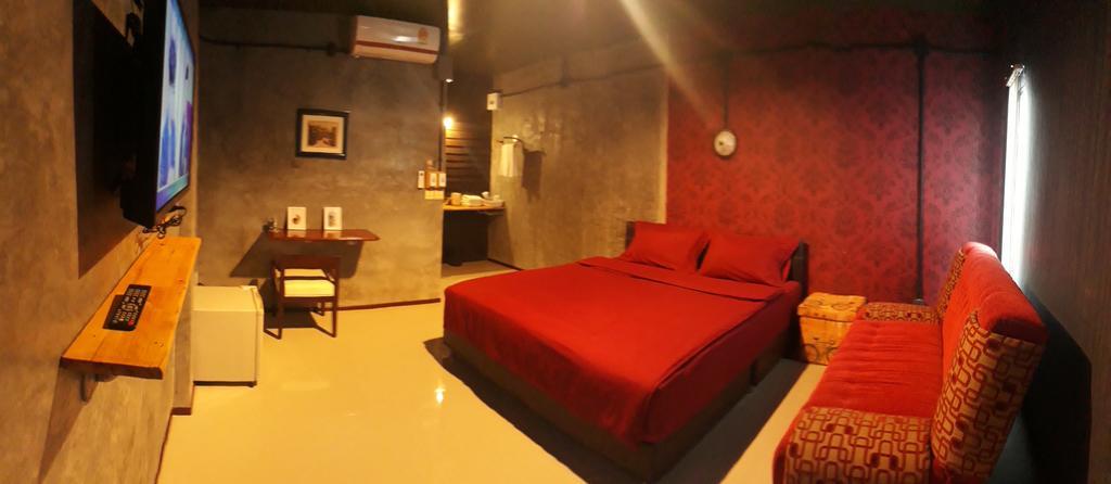 Baantung Homestay ムックダーハーン エクステリア 写真