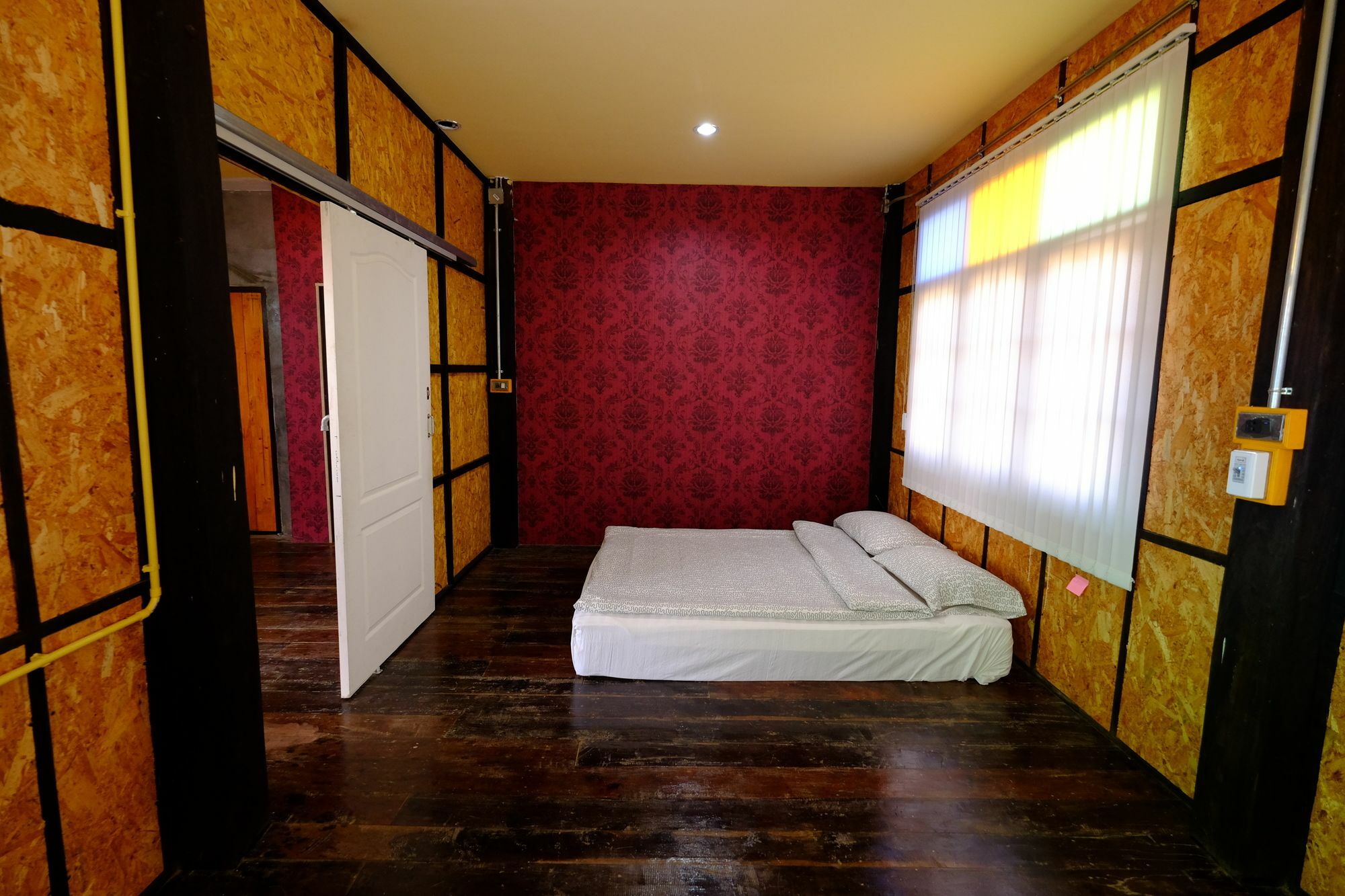 Baantung Homestay ムックダーハーン エクステリア 写真